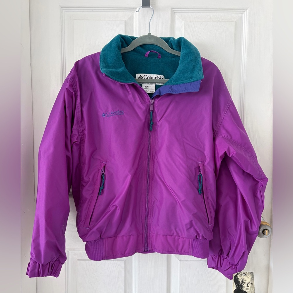 New Vintage Columbia  Purple coat ,fleece inside
